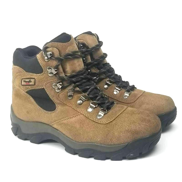 wrangler walking boots